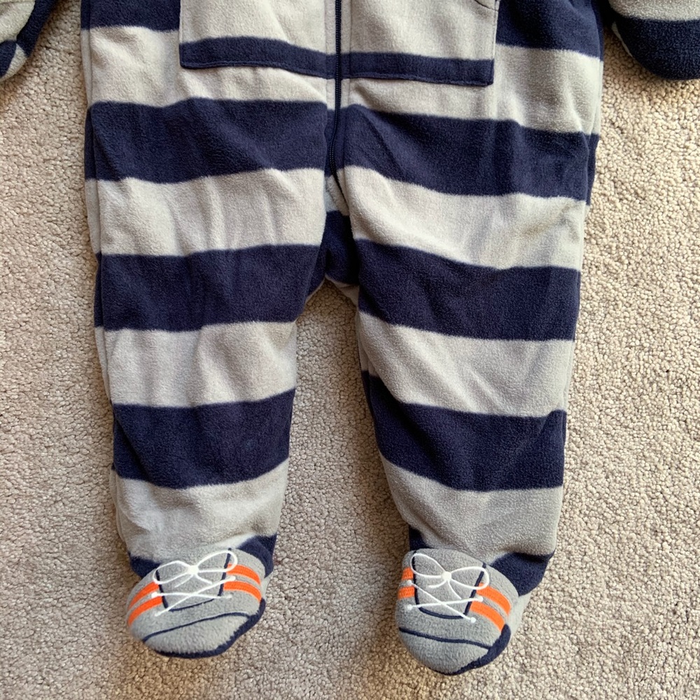 Carter’s Infant Boys Hooded Bunting Sports 9 month - Picture 3 of 4